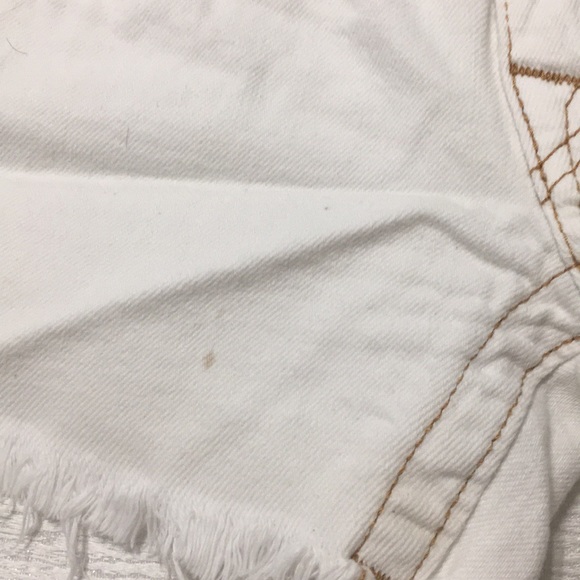 Shorts - Picture 3 of 4